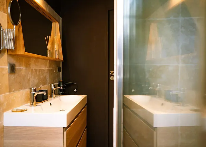 L'aneto - Charme Balcon Home-cinema *